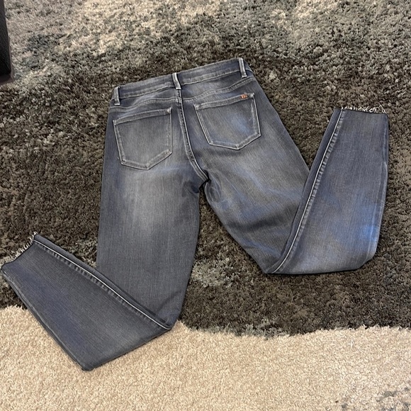 Tractr BLU Charcoal Grey/Blue Raw Hem Skinny jeans - Picture 5 of 7